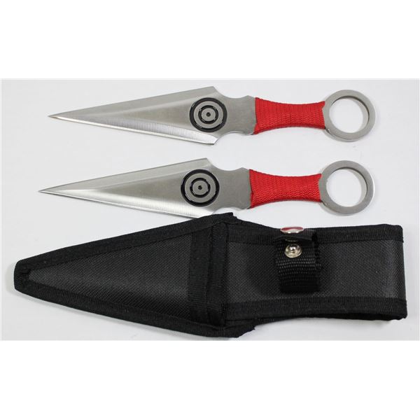 STAINLESS STEEL THROWING KNIFE SET - HAS FINGER