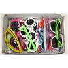 Image 1 : BOX OF SUNGLASSES