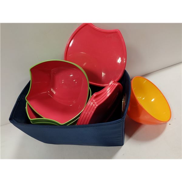 FLOWER SHAPED 6PC SERVING SET WITH LIDS