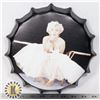 Image 1 : NEW 8" METAL BOTTLE CAP SHAPE MARILYN MONROE ART