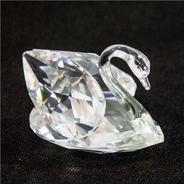 STAMPED SWAROVSKI SWAN 7 CM X 4 CM X 4 CM