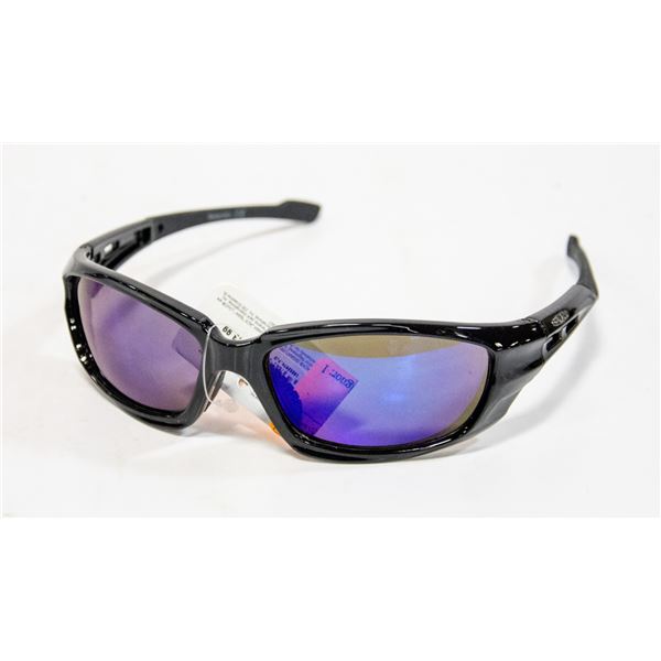 PAIR OF NEW PANAMA JACK SUNGLASSES