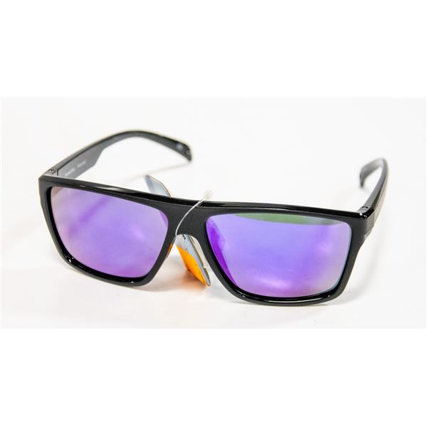 PAIR OF NEW PANAMA JACK SUNGLASSES