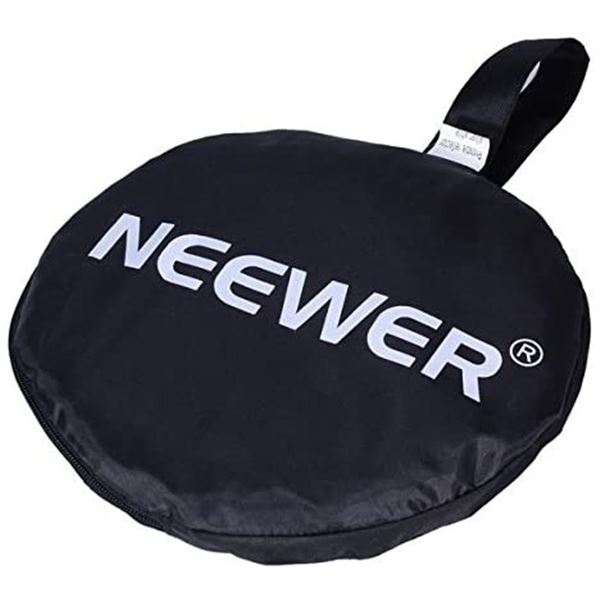 NEW IN BAG NEEWER 5 IN 1 REFLECTOR KIT