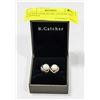 Image 1 : FRESHWATER PEARL STUD HEART EARRINGS