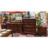 Image 1 : GIBBARD SOLID MAHOGANY FIVE PIECE BEDROOM SET