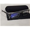 Image 1 : +1.25 READING GLASSES WITH ZIPPERED CASE