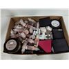 Image 1 : LARGE FLAT WITH ASSORTED COSMETICS: INCLUDES GLAM