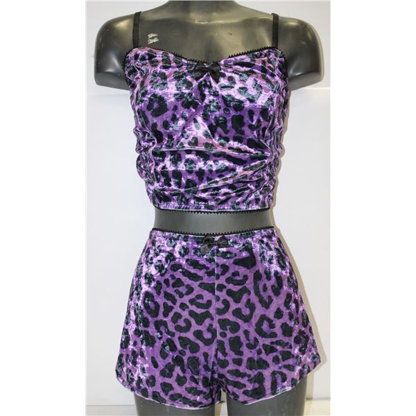 2 PIECE VELOUR CHEEKY NIGHT SET SIZE LARGE