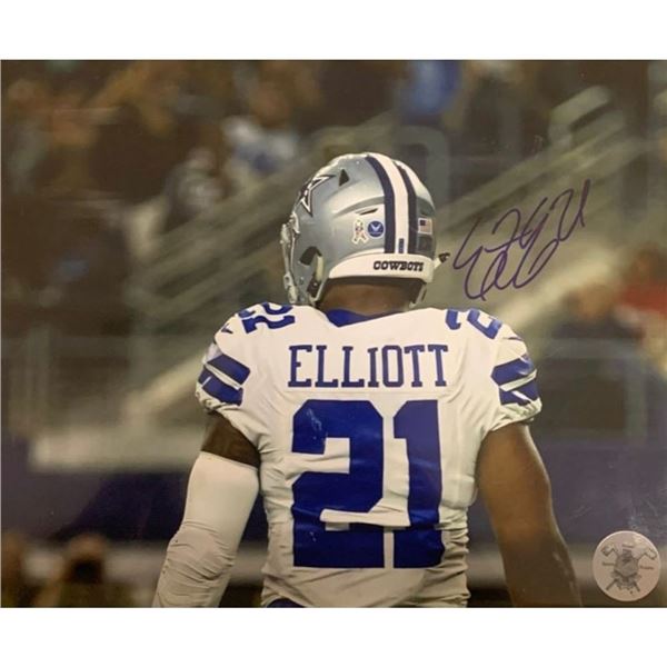 Signed Ezekiel Elliott , Dallas Cowboys Photograph