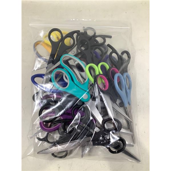 Lot of Assorted Scissors