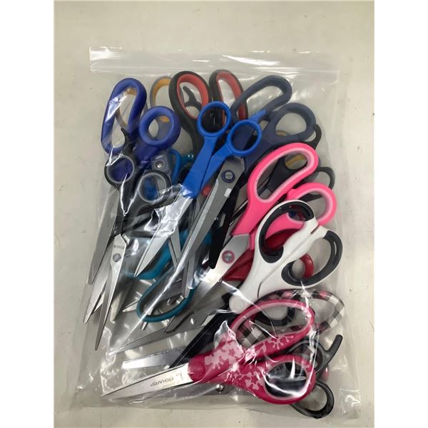Lot of Assorted Scissors