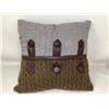 Image 1 : Decorative Throw Sweater Pillow