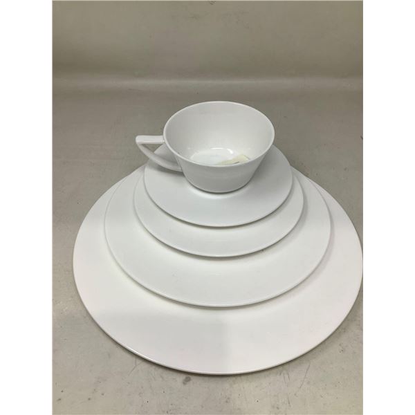Madison 5 Piece Place Setting