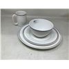 Image 2 : Kate Spade-Charlotte Street East Grey Place Setting