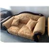 Image 4 : Large 3 piece sofa set includes 3 seater sofa, 2 seater love seat and matching chair sold as a set, 