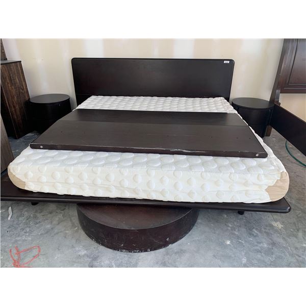 King Size Wood Platform bed set with 2 matching night stands and headboard FLOOR DISPLAY MODEL- pick