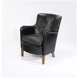 In the style of Fritz Henningsen - Black leather chair