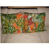 Image 1 : UNKNOWN ARTIST - Misc decorative pillows: 2 s