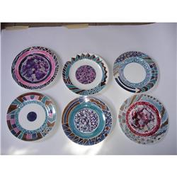 ROB LUMER - 6 colorful chargers with geometri
