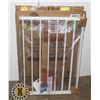 Image 1 : REGALE TOP OF STAIR SAFETY GATE