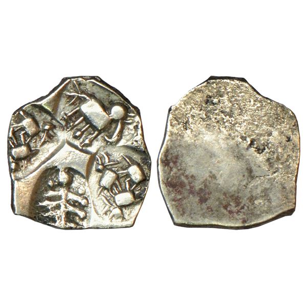Ancient India: Archaic silver punch-marked coin, Godavari Valley region, ½ Karshapana, 1.50g.