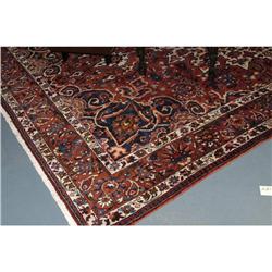 1 PERSIAN BAHKTIARI CARPET 8'8  x 12'4 