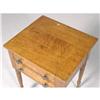 Image 2 : 1 BIRDS-EYE MAPLE COUNTRY SHERATON STAND with