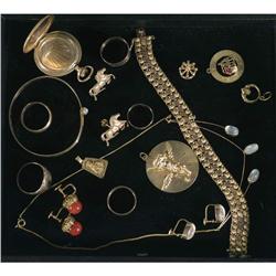1 TRAY LOT OF GOLD JEWELRY including bracelet