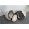 Image 1 : Dinosaur Egg Décor