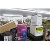 Image 2 : Irons, Home Goods, Mini Crockpot & More