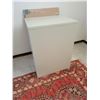 Image 2 : 2 Drawer Filing Cabinet