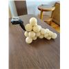 Image 1 : Alabaster Onix Marble Grapes