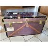 Image 1 : Antique Steamer Trunk