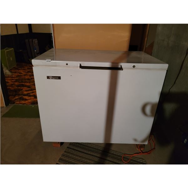 Bay Crest Deep Freeze 47' x 28' 37'