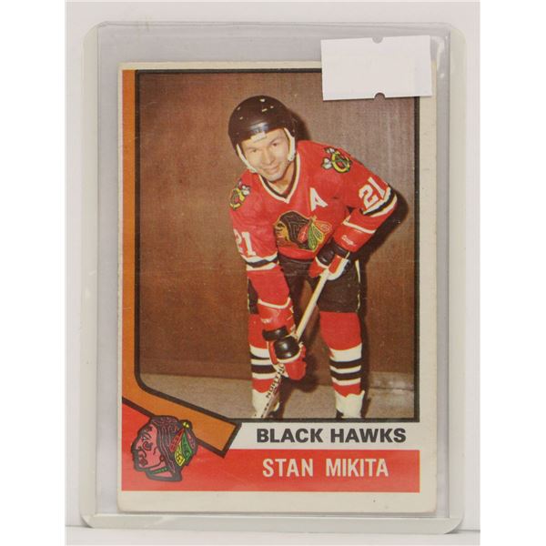 1974-75 STAN MIKITA HOCKEY CARD
