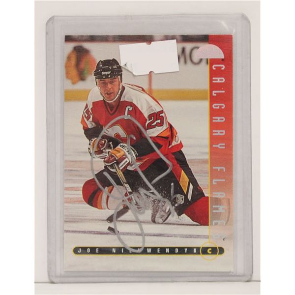 1995-96 JOE NIEUWENDYK AUTOGRAPHED CARD