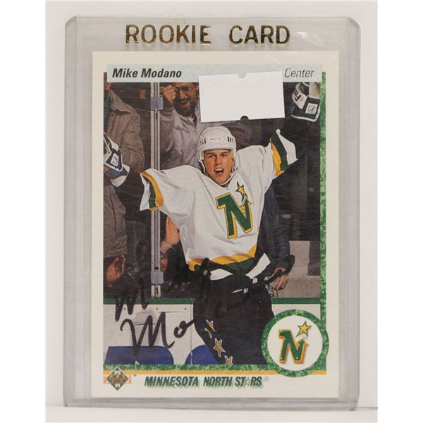 1990 MIKE MODANO AUTOGRAPHED ROOKIE CARD