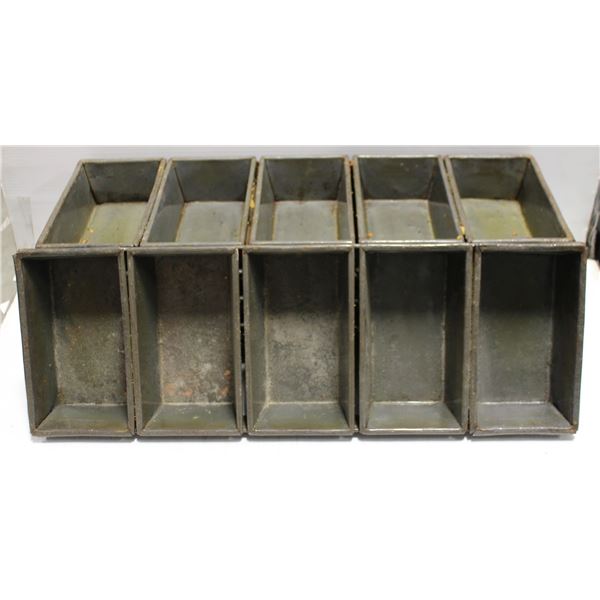 LOT OF 5, 5 SLOT LOAF PANS