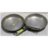 Image 1 : LOT OF 2 10" ALUMINUM FRYING PANS