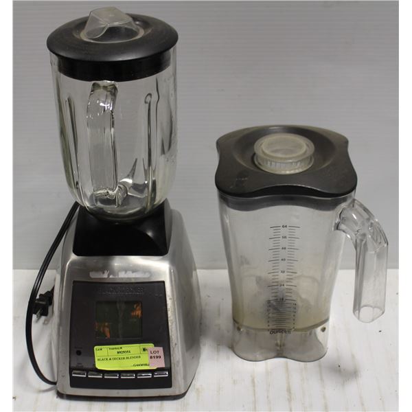 BLACK & DECKER BLENDER W/ TWO BLENDER ATTACHMENTS