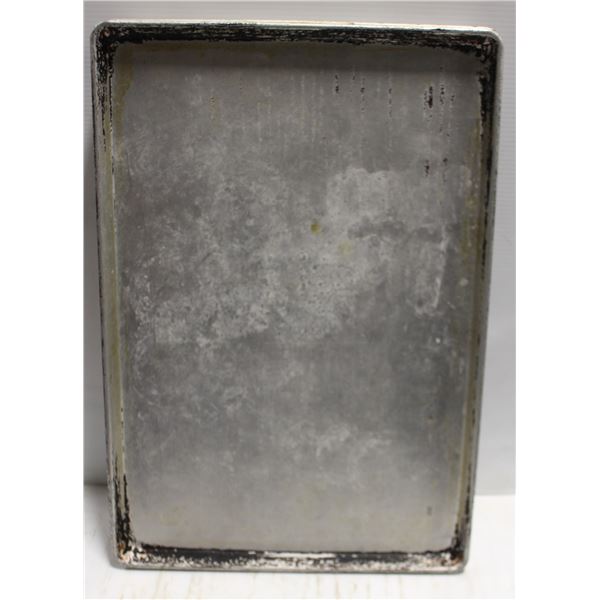 LOT OF 4 FULL SIZE BUN PANS