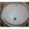 Image 1 : BOX OF 4 NEW WHITE PORCELAIN SINKS