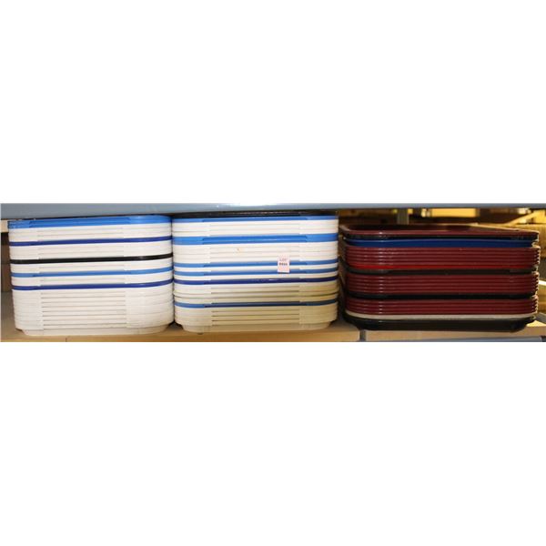 LOT OF APPROX 70 ASSORTED COLOUR PLASTIC SERVING