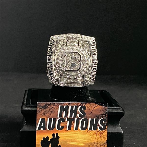 BOSTON BRUINS N.H.L 2011 "CHARA" CHAMPIONSHIP REPLICA RING (ref839)