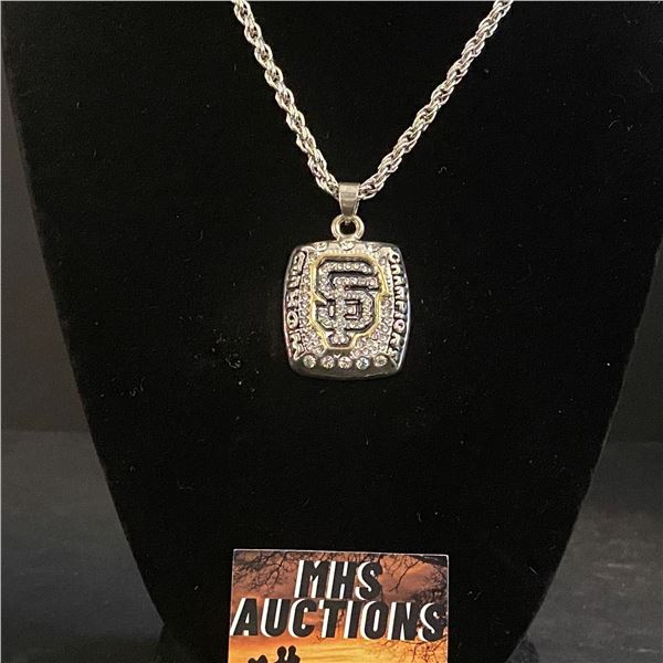 SAN FRANCISCO GIANTS M.L.B 2014 CHAMPIONSHIP NECKLACE (refR53)