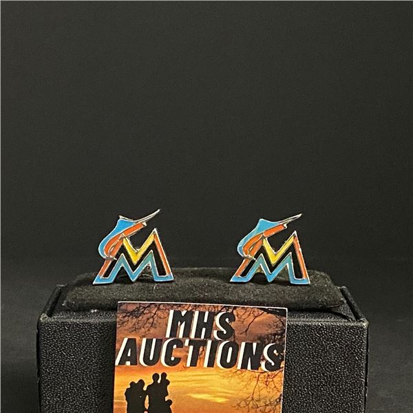 FLORIDA MARLINS M.L.B CUFFLINKS (ref1233)