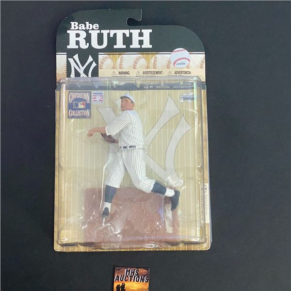 BABE RUTH M.L.B NEW YORK YANKEES MCFARLANE SERIES COOPERSTOWN COLLECTION