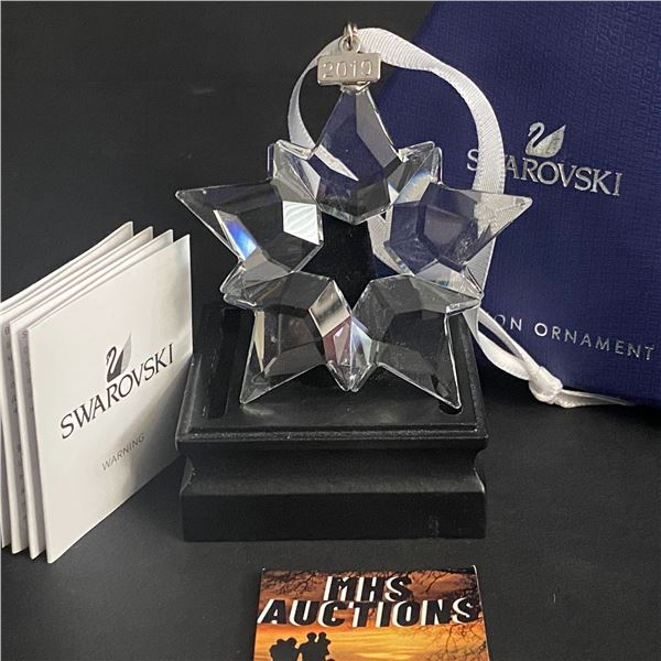 SWAROVSKI CRYSTAL SNOWFLAKE 2019 IN PACKAGE BRAND NEW WITH CERTIFICATE