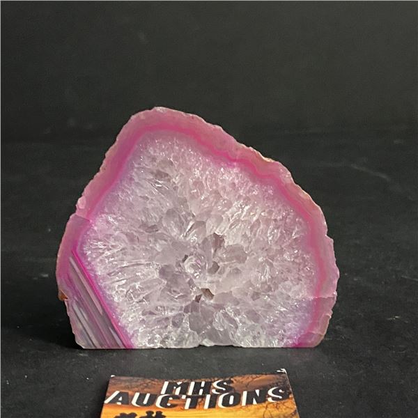 AGATE POLISHED ONE SIDE CRYSTAL ROCK